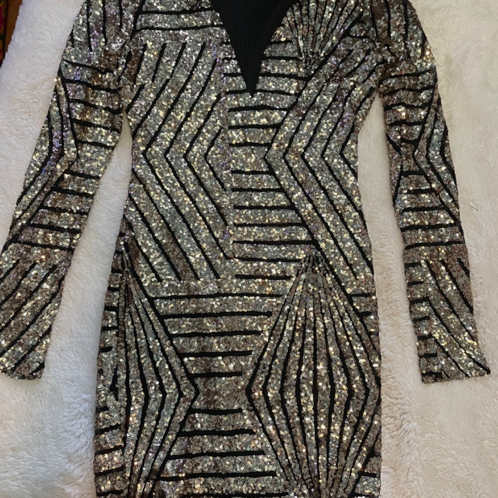 New Babe Society Women's Geo Sequin Long Sleeve Dress